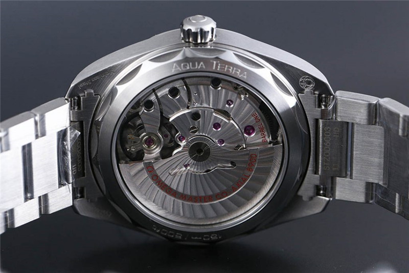 VS廠歐米茄海馬150柚木黑評測（VS海馬150柚木黑盤值得入手嗎）