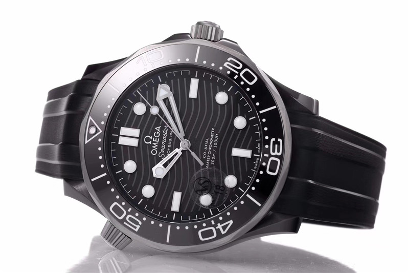 VS廠歐米茄海馬300陶瓷鈦金屬做工評測（VS海馬300鈦殼怎么樣）