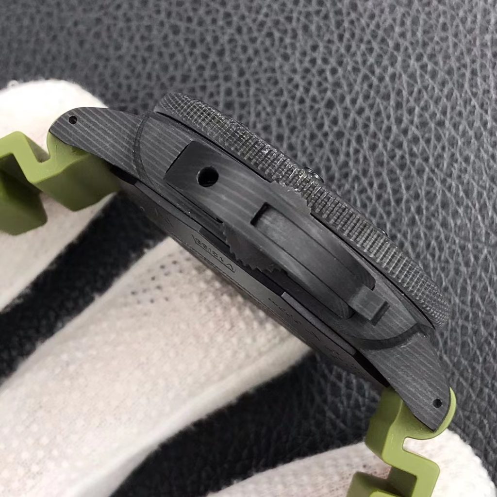 VS廠沛納海961碳纖維軍綠色評(píng)測(cè)（VS沛納海961做工怎么樣）