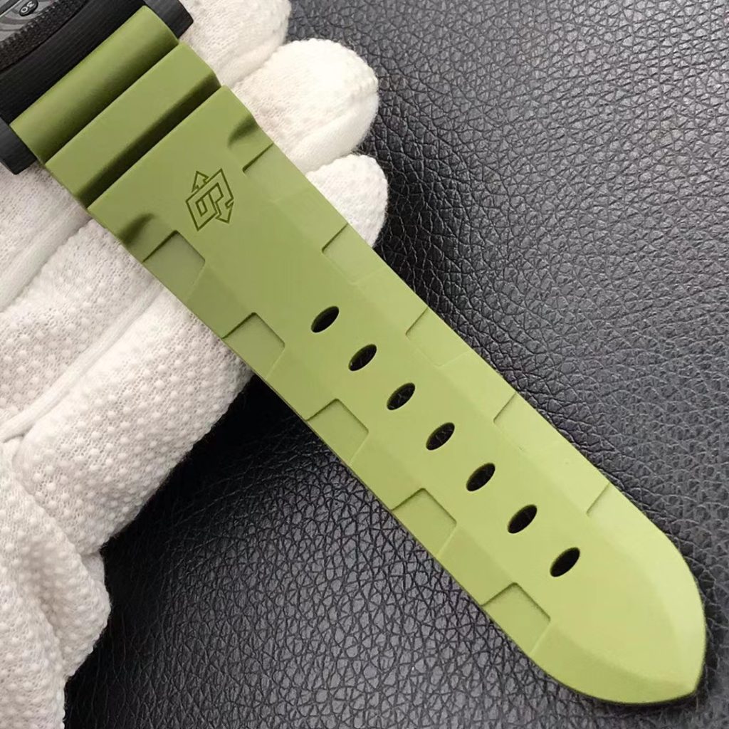 VS廠沛納海961碳纖維軍綠色評(píng)測(cè)（VS沛納海961做工怎么樣）