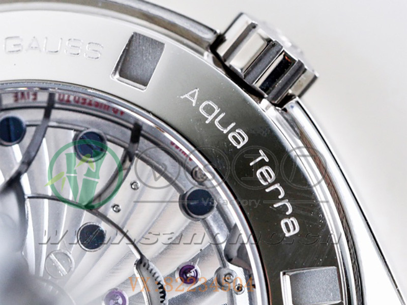 VS廠歐米茄海馬150米「柚木藍盤白針」產品展示