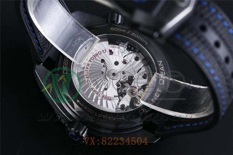 VS廠歐米茄海馬600米「深海之藍(lán)」產(chǎn)品展示