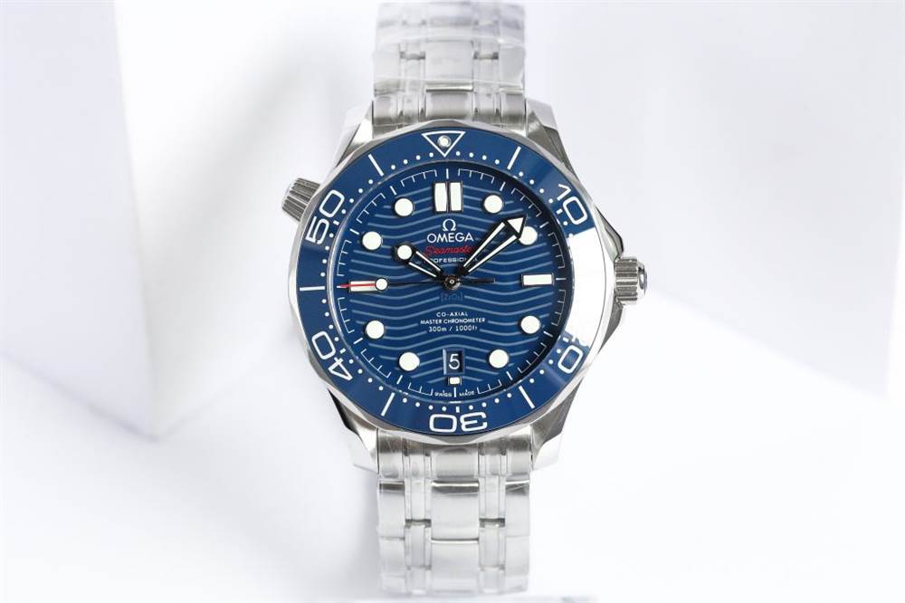 VS廠復刻歐米茄藍盤海馬300評測（vs廠海馬300藍面有破綻嗎）