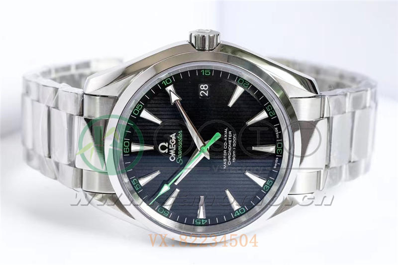 VS廠歐米茄海馬150米「柚木黑盤綠針」產品展示