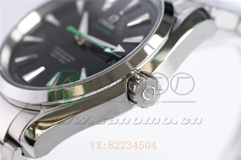 VS廠歐米茄海馬150米「柚木黑盤綠針」產品展示