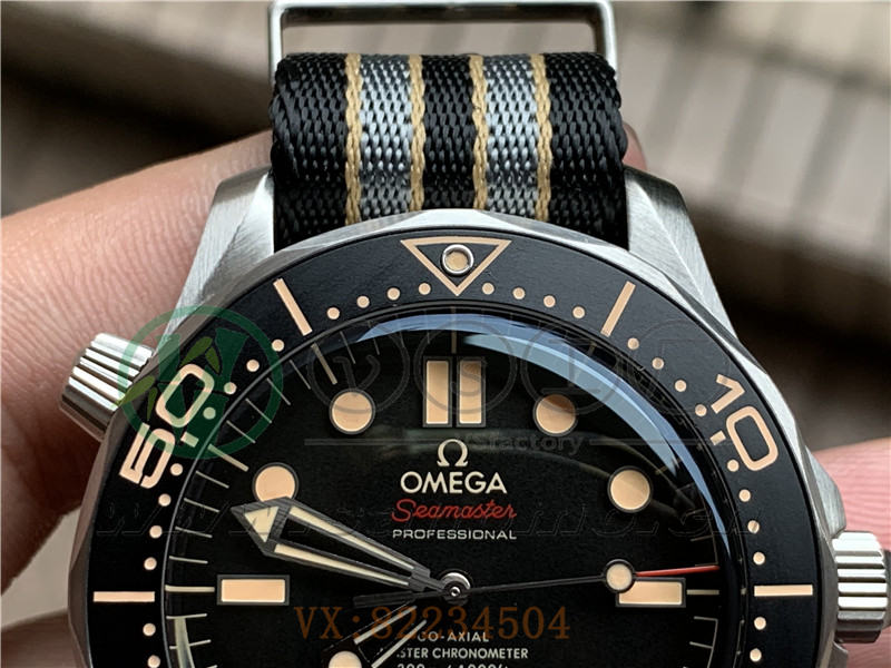 VS廠歐米茄鈦海馬300無暇赴死007做工評測（vs廠無暇赴死怎么樣）