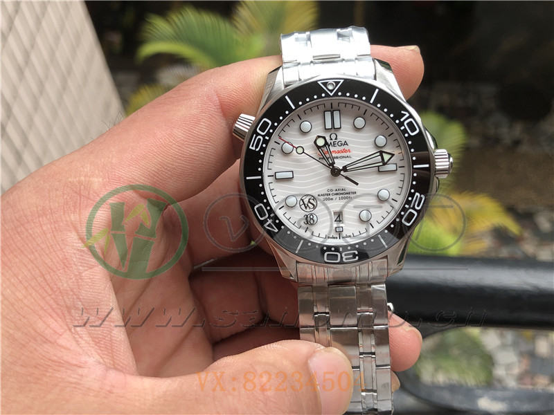 VS廠復刻歐米茄海馬300熊貓盤細節如何（VS海馬300熊貓盤怎么樣）