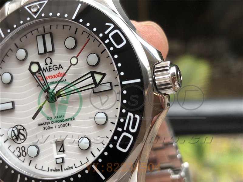 VS廠復刻歐米茄海馬300熊貓盤細節如何（VS海馬300熊貓盤怎么樣）