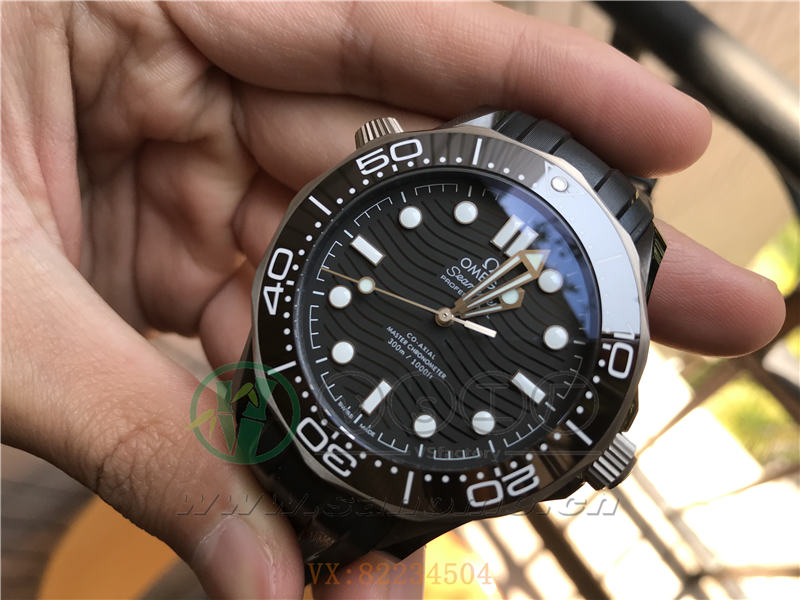 VS廠歐米茄海馬300鈦陶瓷黑暗騎士做工如何（VS海馬300黑暗騎士怎么樣）