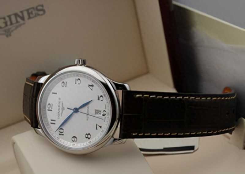 ?經典VS尊貴！浪琴VS帝舵，你更會選擇哪個？