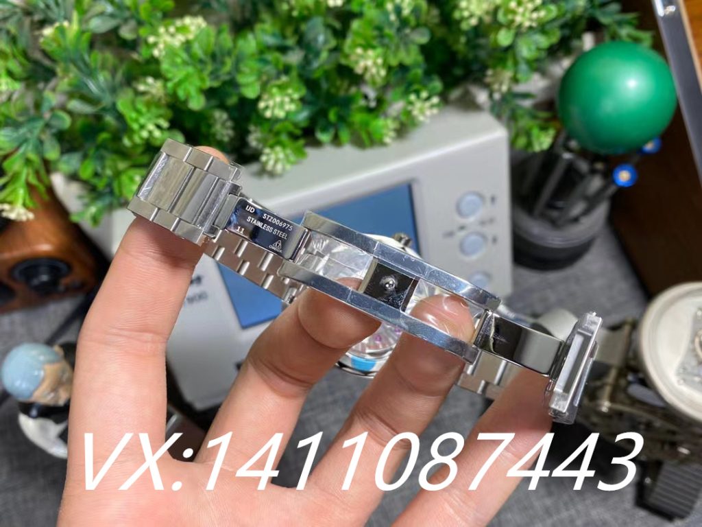 vs廠歐米茄海馬150柚木綠對(duì)比正品，以及兩種辨別方法