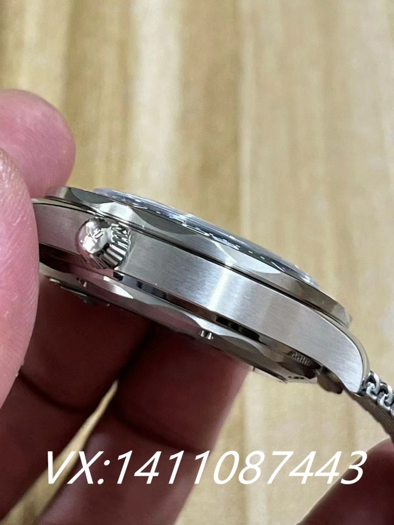 VS廠歐米茄海馬邦德60周年紀念腕表測評!是否值得入手呢？