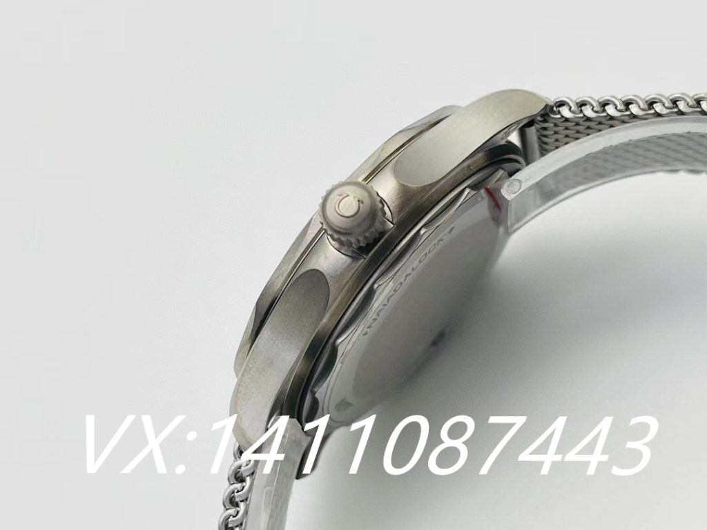 你是否分辨得出vs廠歐米茄無暇赴死v2和v3的細(xì)微差別？