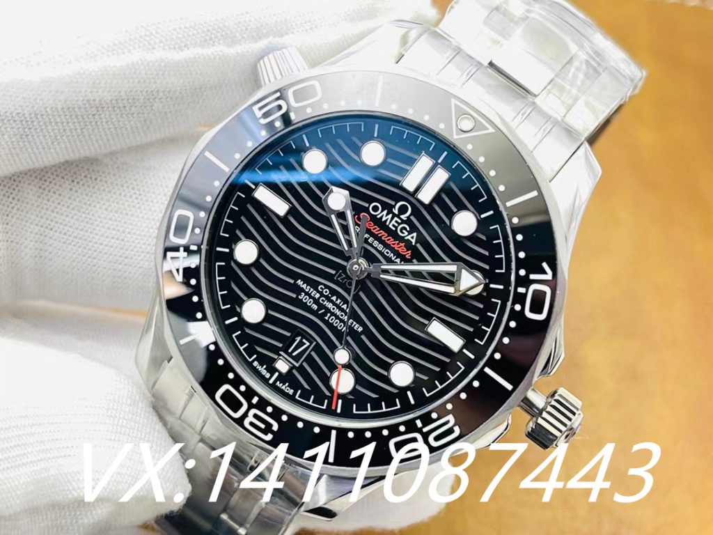 VS（SBF）廠海馬300對(duì)比正品如何？深度解析VS廠歐米茄海馬300，你選擇是？