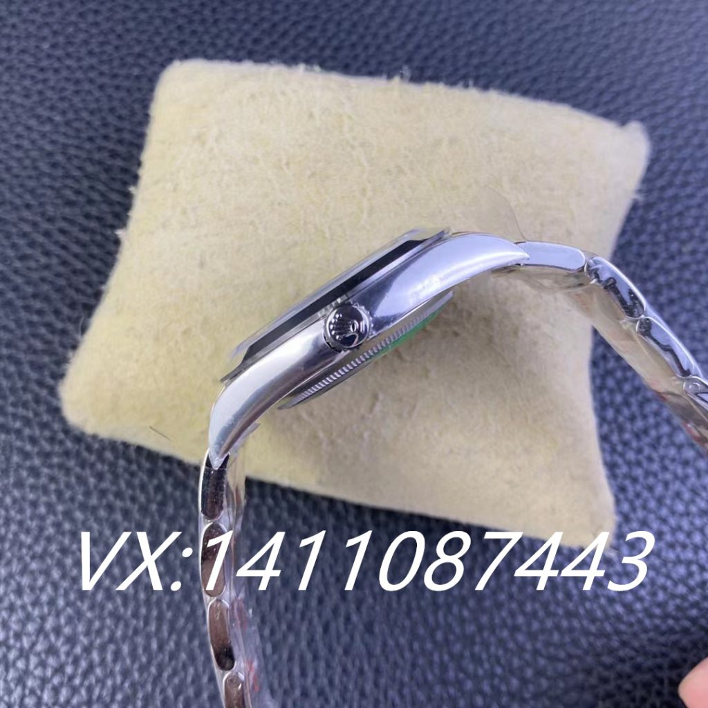 ?揭秘C廠探險家真假對比，Clean廠的探險家與正品區別大嘛？