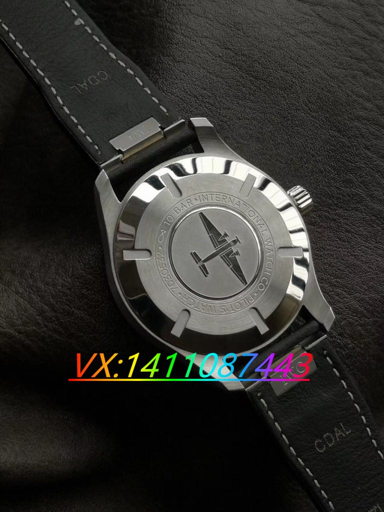 深度解析V7廠馬克二十：海鷗2892與sw200機芯的對比分析！