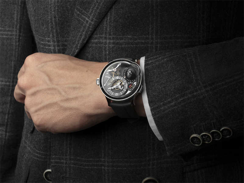 日內瓦的鐘表巨擘，高珀富斯開啟麥克風時代！