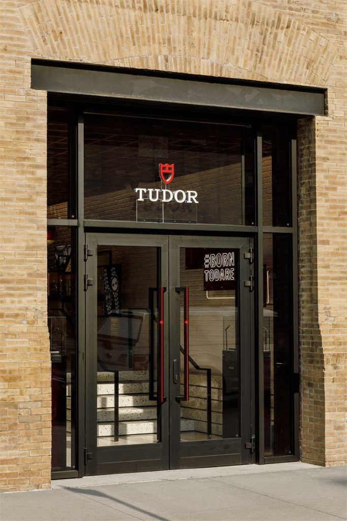 專屬定制，奢享非凡！帝舵美國(guó)精品店等你來(lái)