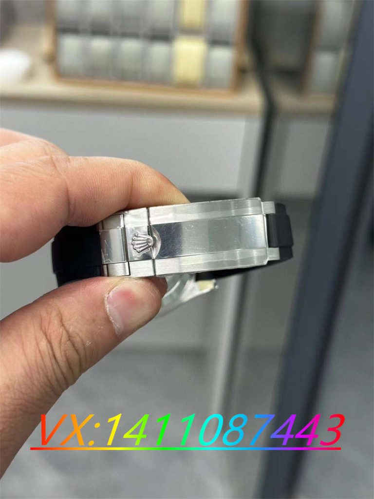 VS廠白金游艇是否值得入手？VS廠勞力士白金游艇還原度細節(jié)大揭秘！