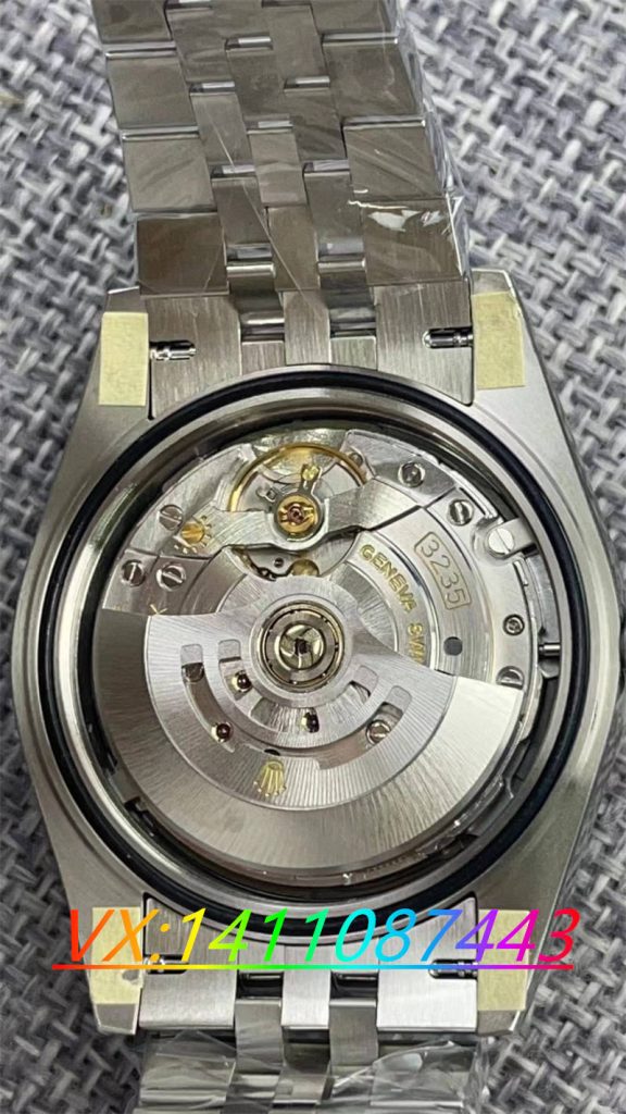 VS丹東3235機芯對比其他廠機芯差異何在？好在哪里