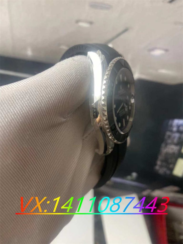 VS廠勞力士白金游艇搭配3235機芯會一眼假嗎？