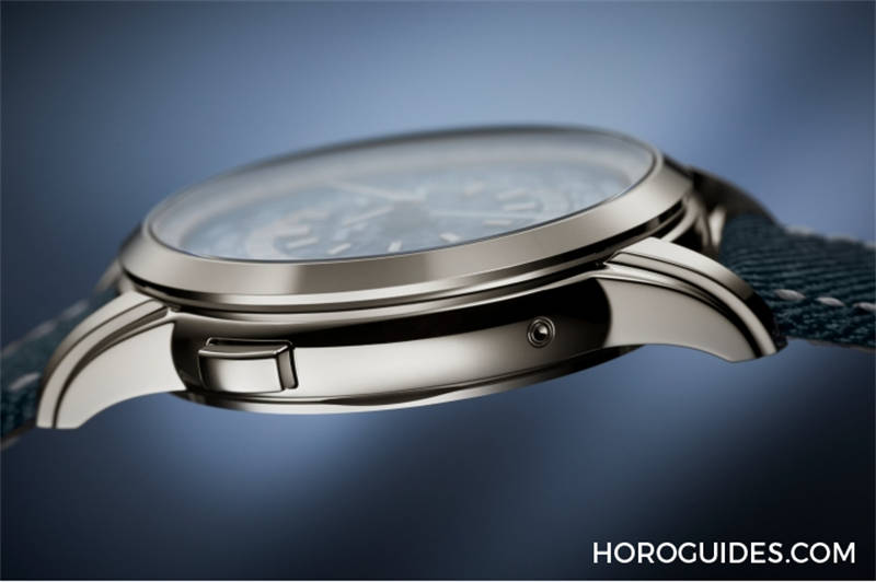 首創(chuàng)同步顯示日期，PATEK PHILIPPE腕表震撼亮相