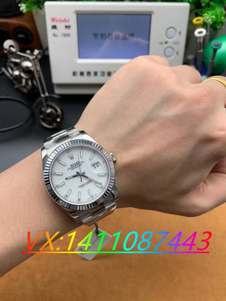 VS廠勞力士日志41白盤搭配3235機芯做工細節(jié)解析