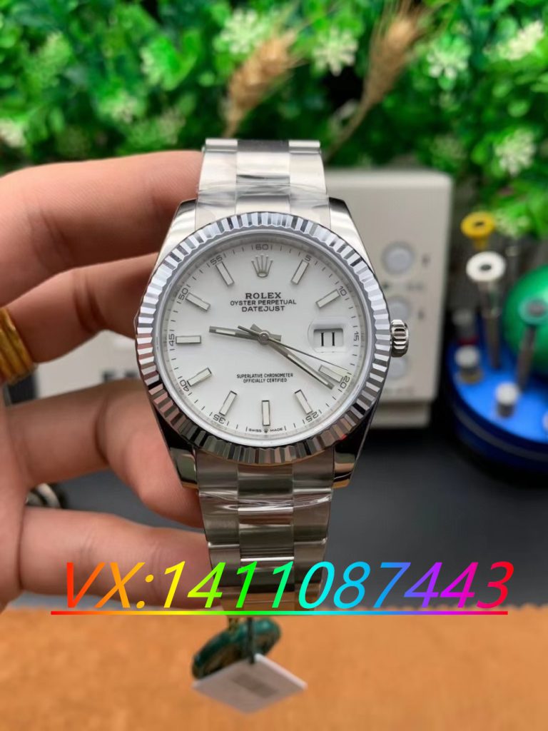 VS廠勞力士日志41白盤搭配3235機芯做工細節(jié)解析