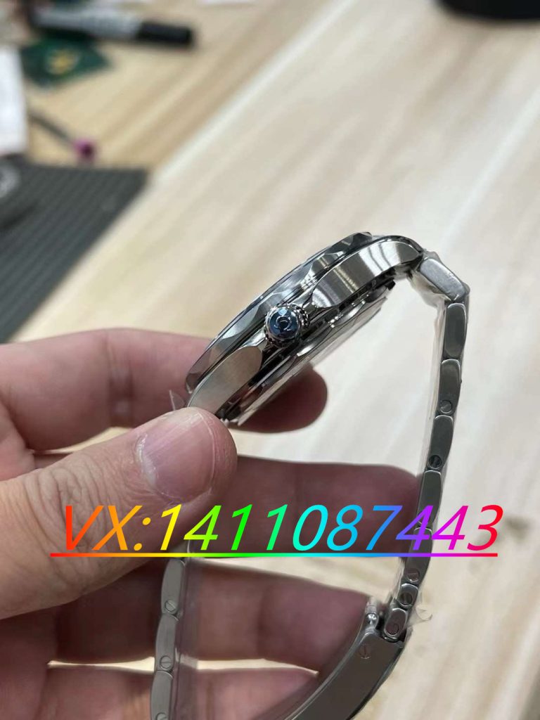 VS廠歐米茄海馬300米潛水表Summer Blue款，值得入手嗎？