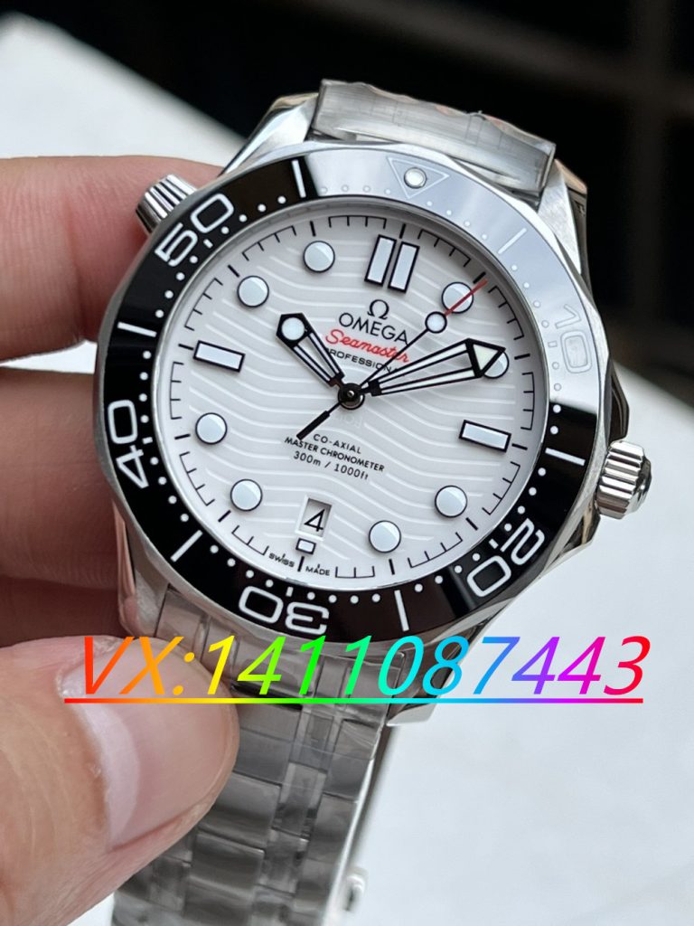 VS廠歐米茄海馬300熊貓盤可以入手嘛?會不會一眼假？