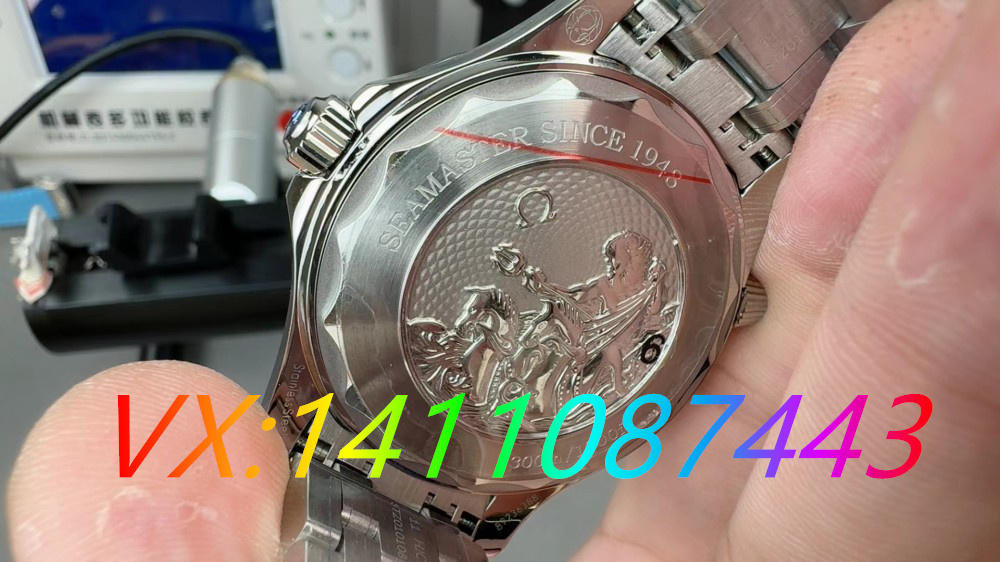 VS廠歐米茄海馬300米冰藍面搭配8800機芯細節評測