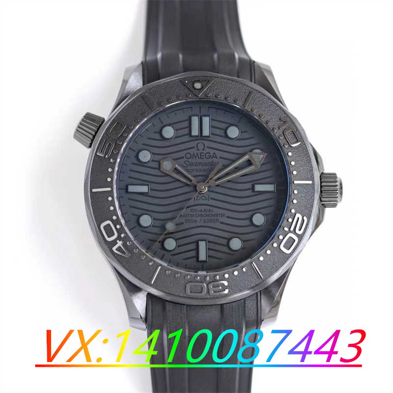 全陶瓷VS歐米茄海馬300墨黑武士配置8806機芯評測-全面對比做工精細度