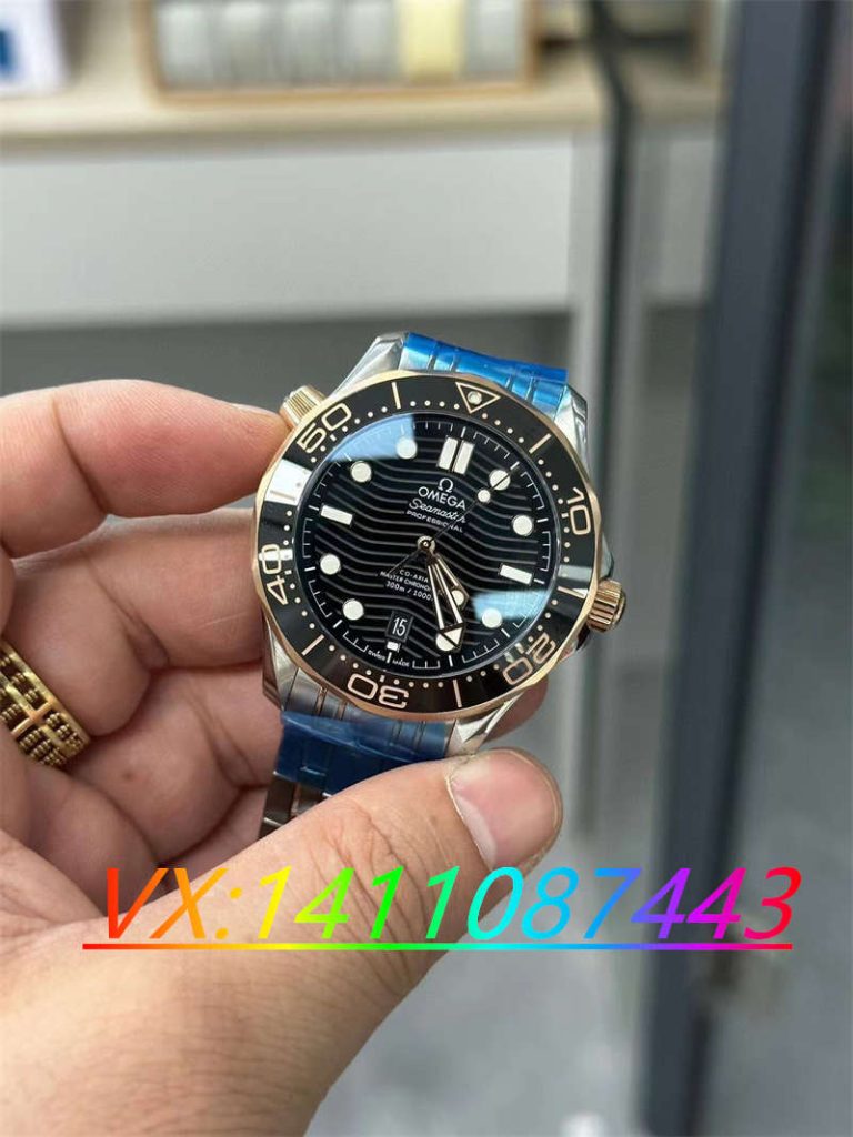 歐米茄海馬300米8800機芯詳細實拍賞析