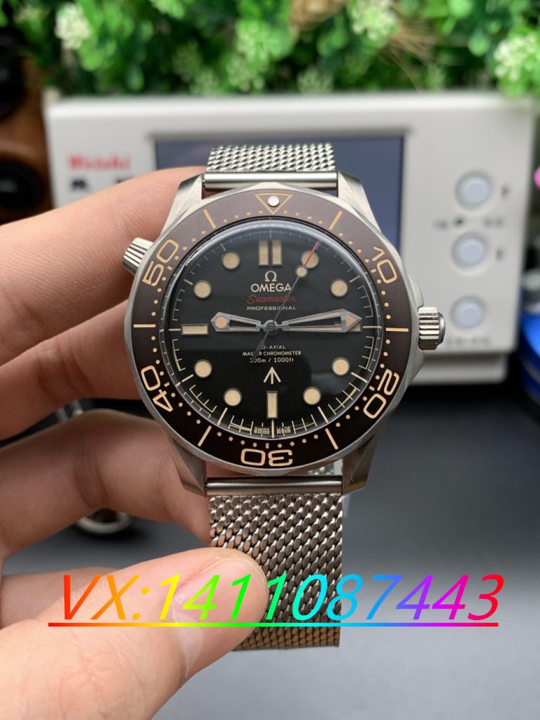 VS廠歐米茄無暇赴死007會不會一眼假的情況？