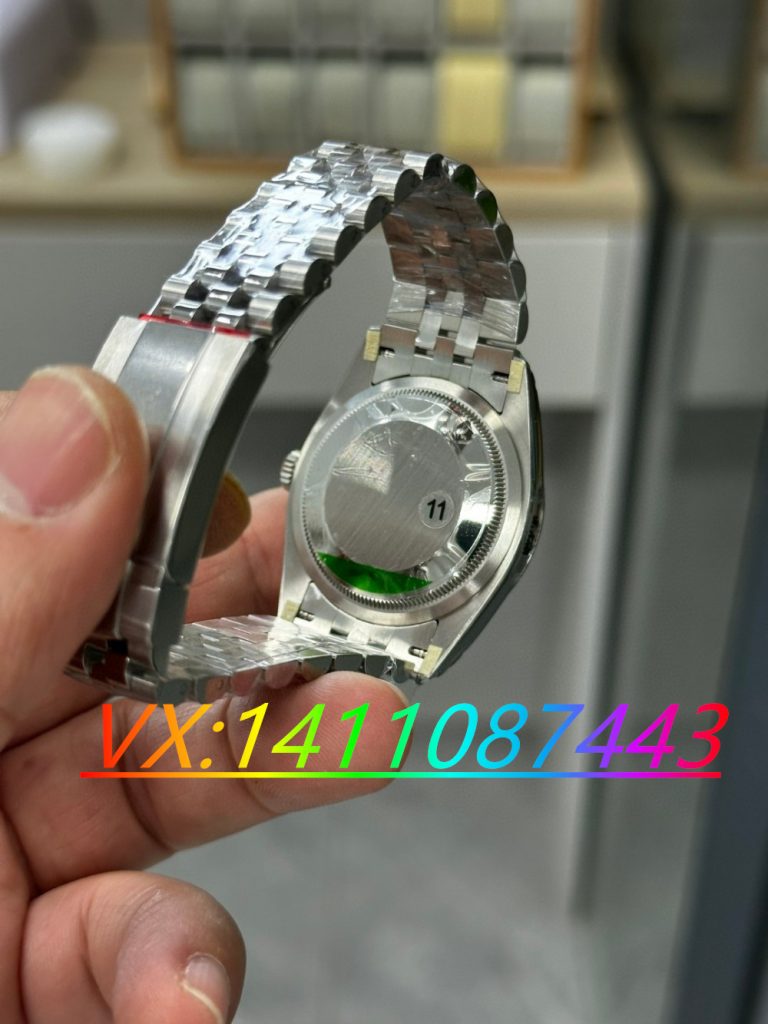 VS廠日志怎么樣—VS廠勞力士日志36黑盤搭配3235機芯做工細節評測