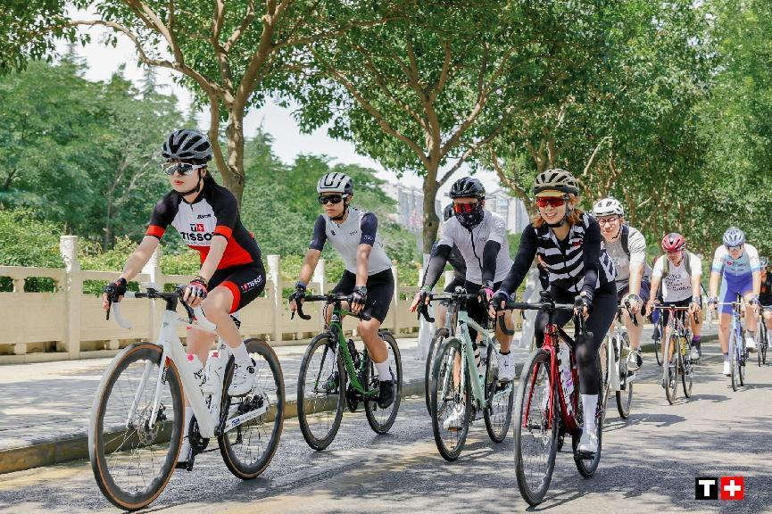 天梭騰智·無界系列：西安城市騎行首站揭秘