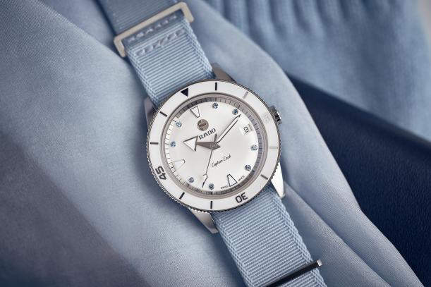 ?趙麗穎芭芭拉裴秀智演繹浪琴表廣告大片