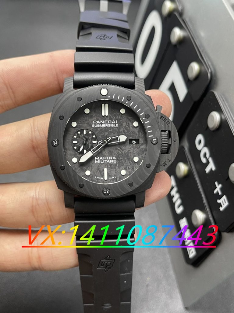 VS廠沛納海979碳纖維搭配P9010機芯的制作工藝還原度揭秘