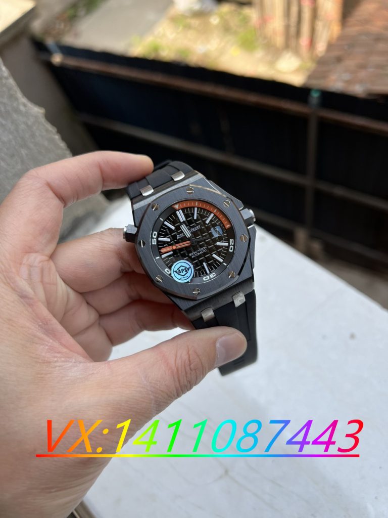 APS廠愛(ài)彼15707CE腕表會(huì)一眼假嘛?