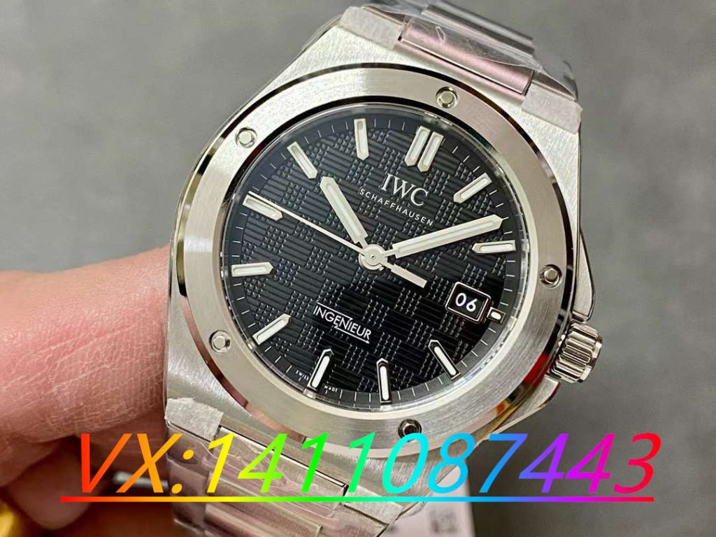 V7廠萬(wàn)國(guó)工程師做工細(xì)節(jié)如何?