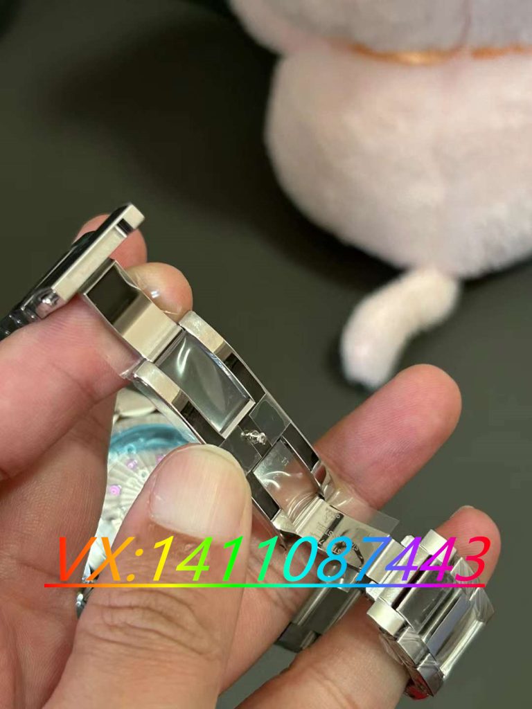 VS廠歐米茄世界時鈦金屬腕表值得入手嘛?