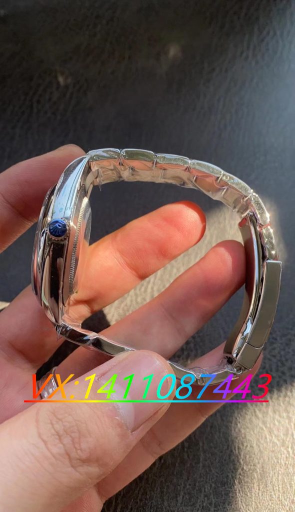 EW廠勞力士蠔式恒動慶典搭載3235機芯做工質量測評