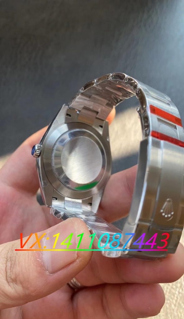 EW廠勞力士蠔式恒動慶典搭載3235機芯做工質量測評