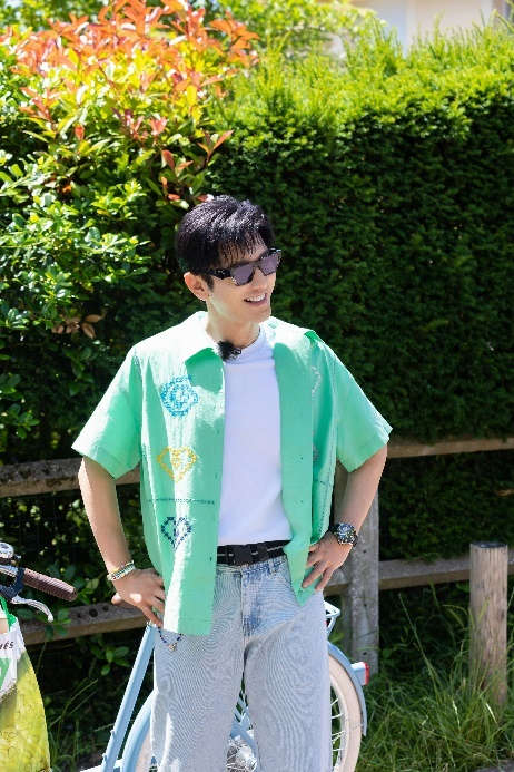 秋意正濃，時尚新章：天梭佳作點亮秋日風情