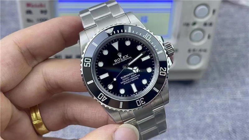 VS廠勞力士復刻表41無日歷款黑水鬼3230一體機芯值得入手嗎！VS工廠勞力士無日歷黑水鬼的還原度是站西市場天花板嗎！