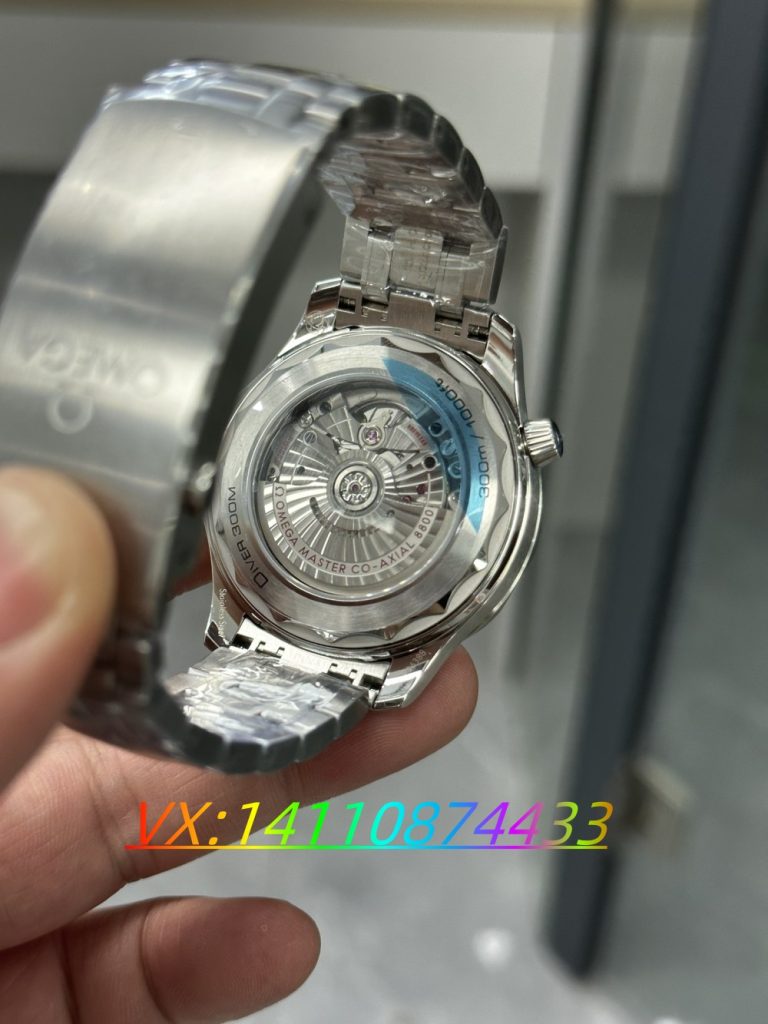 VS廠歐米茄海馬300評測，附鑒別方法