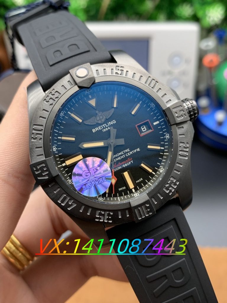 GF廠百年靈黑鳥偵察機V4版做工細節決定品質，附最新版本實拍！