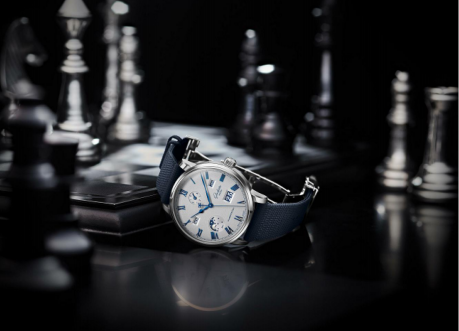 凝萃時光精髓，格拉蘇蒂原創議員卓越萬年歷演繹時間美學