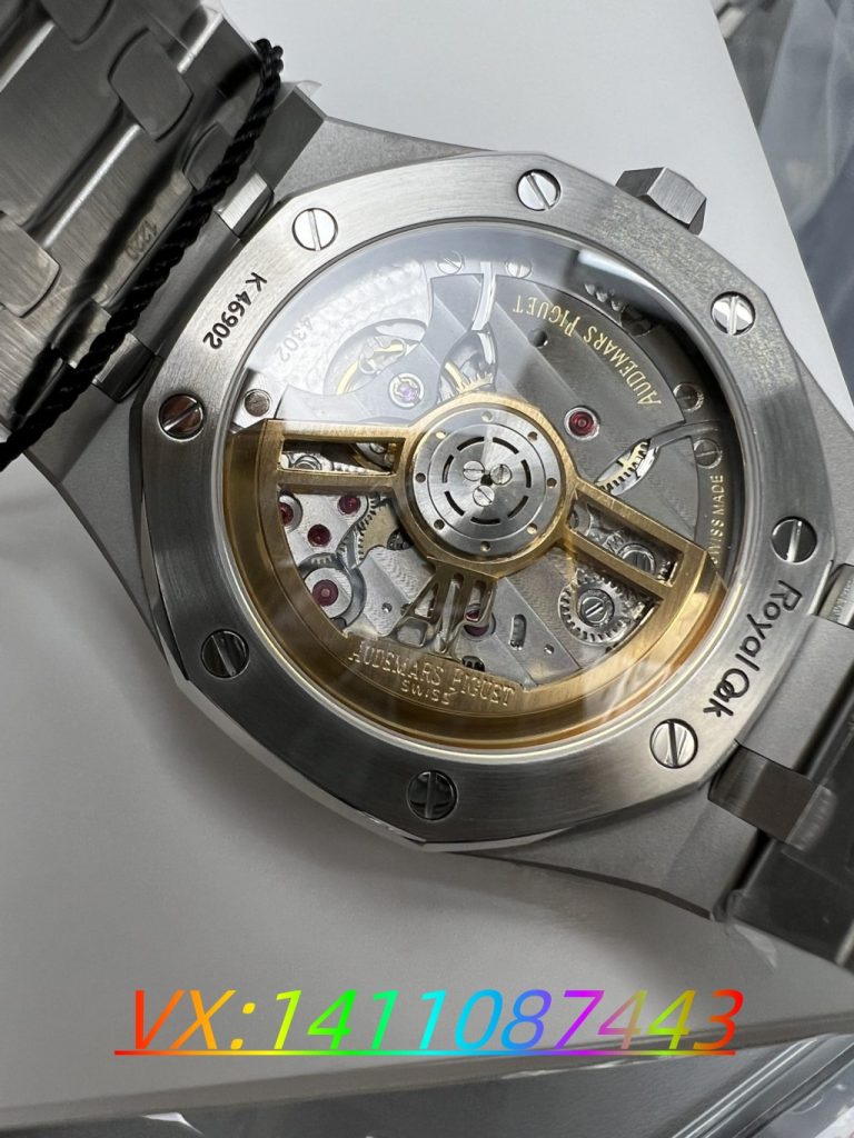 深度評(píng)測(cè)：ZF廠愛(ài)彼15500皇家橡樹V2版復(fù)刻表做工質(zhì)量