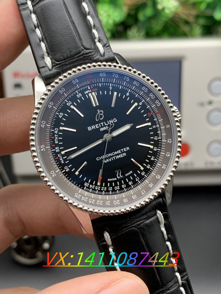 V7廠百年靈航空計時41mm黑盤腕表做工細節(jié)深度評測